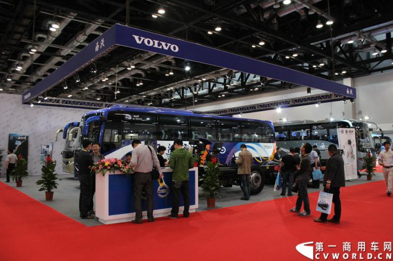 2014年北京道路运输展，西沃客车携700I公路客车、700I LNG公路客车和900I公路客车亮相。图为西沃展台。