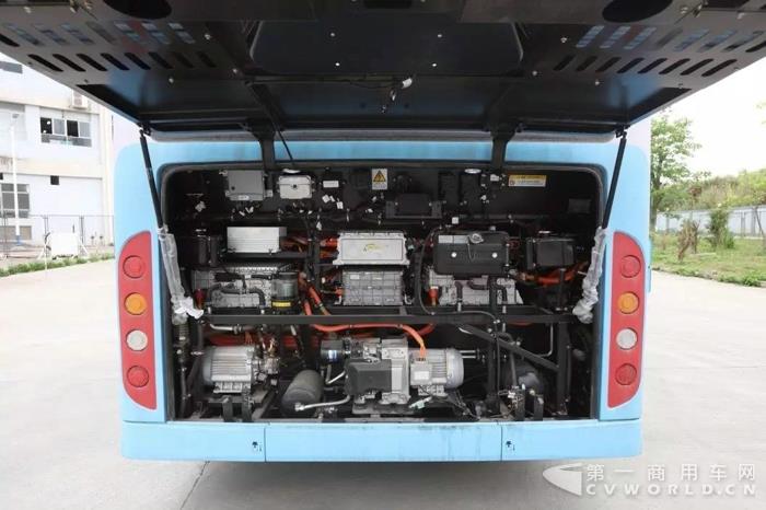 打造行业精品车型 比亚迪2017款K8纯电动客车产品解析3.jpg