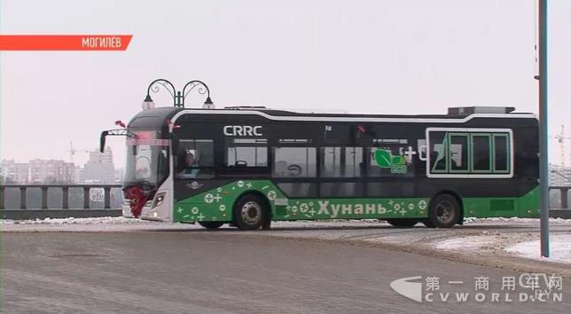 轻松应对极寒环境，白俄首都电视台为中车电动打Call3.jpg