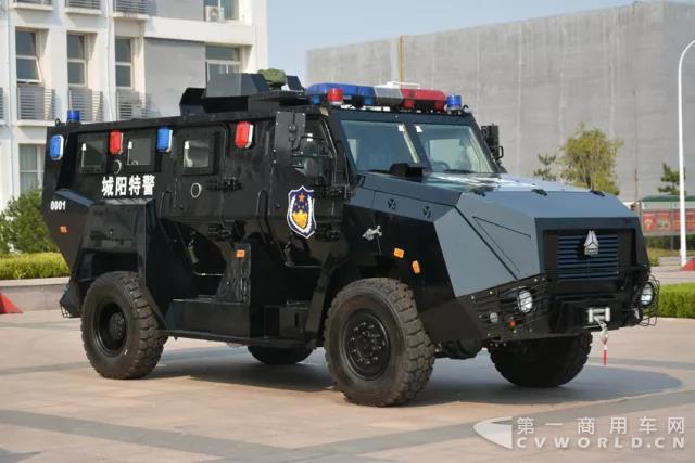 "獒威","虎威" 中国重汽装甲车获公安部订单