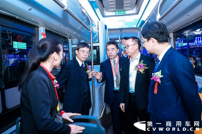 北方客车5.png