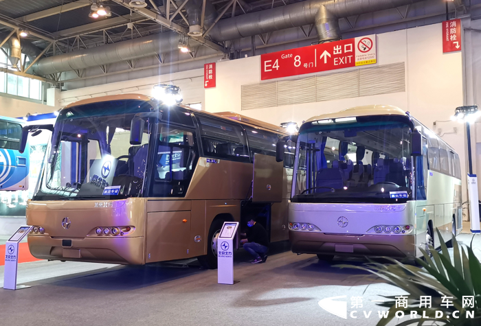北方客车8.png