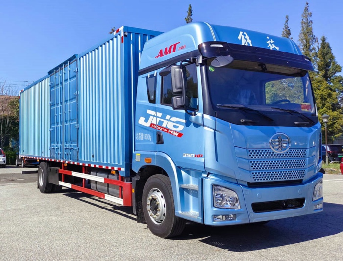 解放JH6 AMT自动挡厢式运输车.jpg