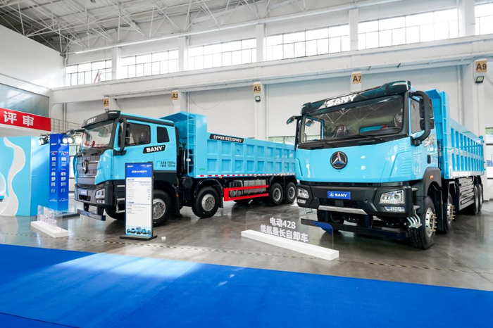 三一工车2025款新品发布会圆满举行7.png