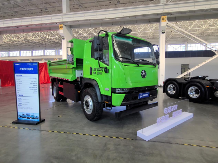 三一工车2025款新品发布会圆满举行9.png
