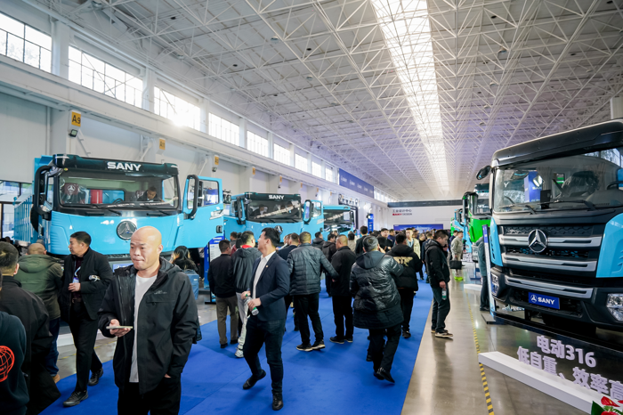 三一工车2025款新品发布会圆满举行12.png