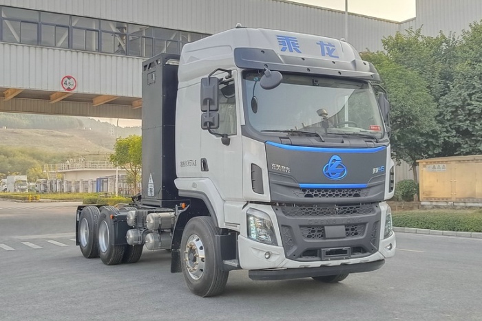 乘龙H5换电式纯电动半挂牵引车.jpg