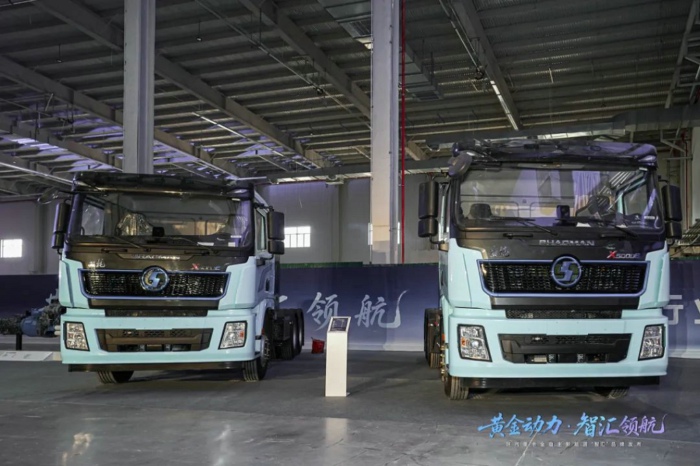陕汽新能源重卡.jpg