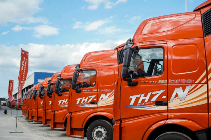 重汽豪沃TH7-N牵引车.png