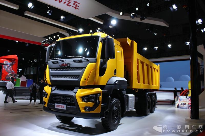 它是一款量产车,其底盘技术也源自福特cargo重卡.