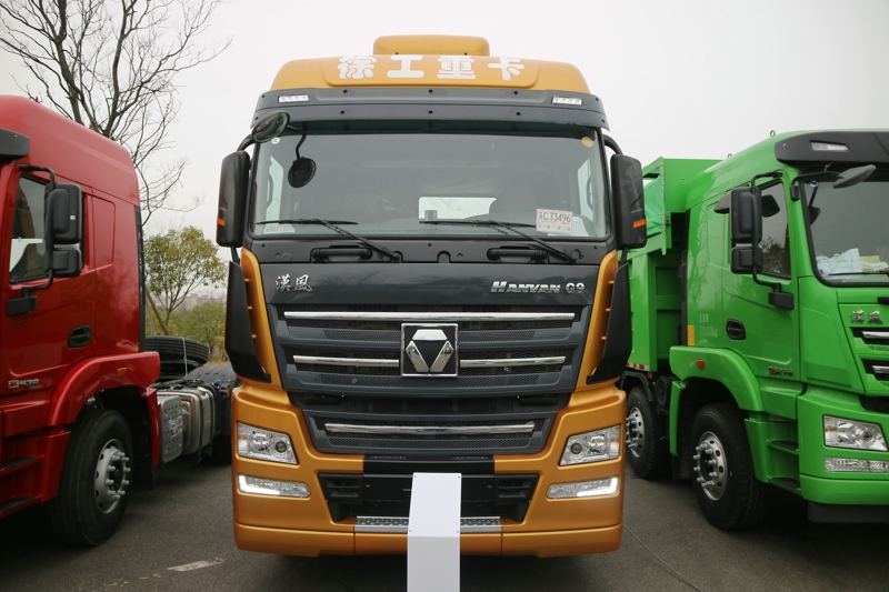 漢风G9-550 AMT牵引车