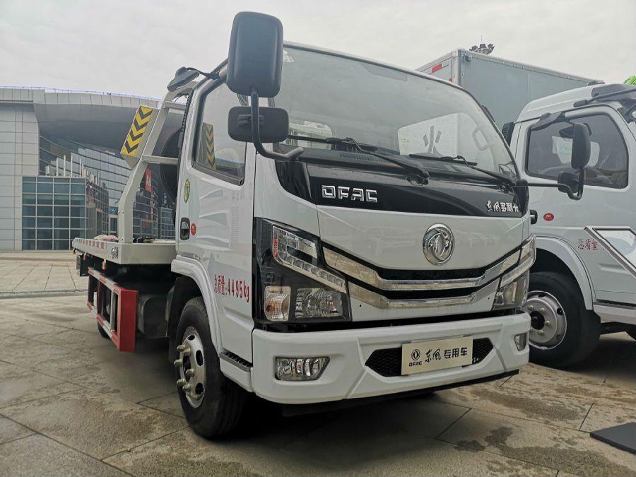东风清障车