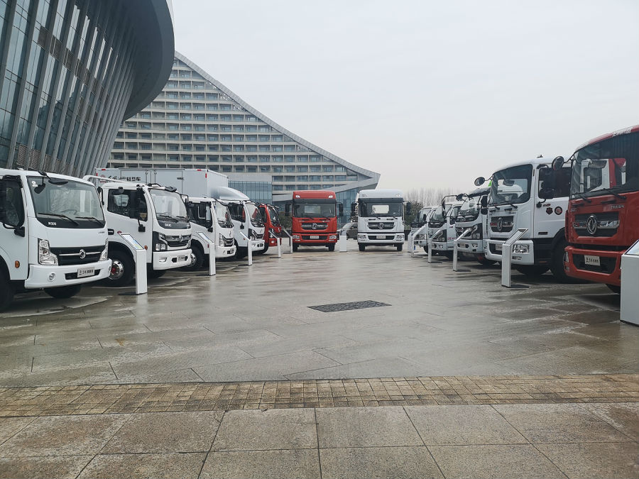 现场展车