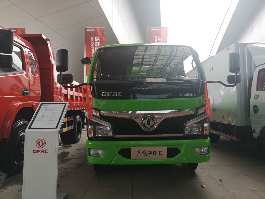 东风福瑞卡R5