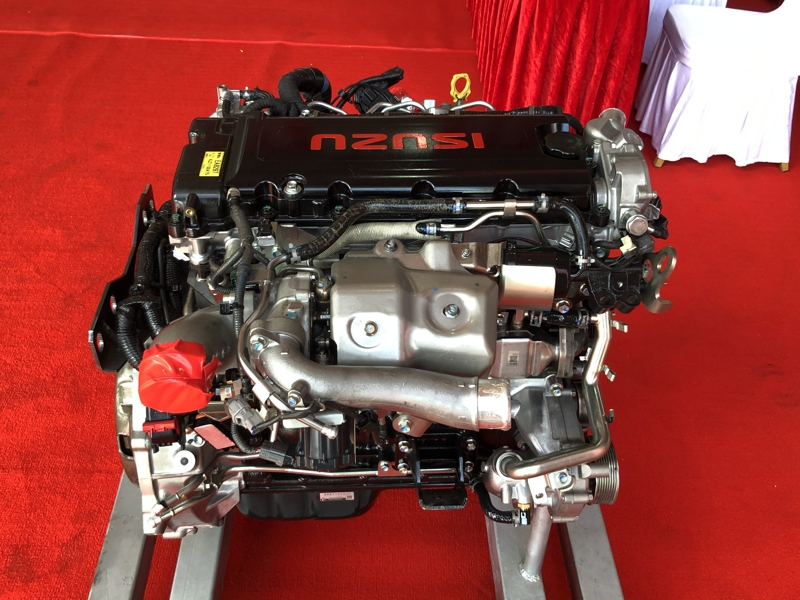 五十铃4JZ1发动机